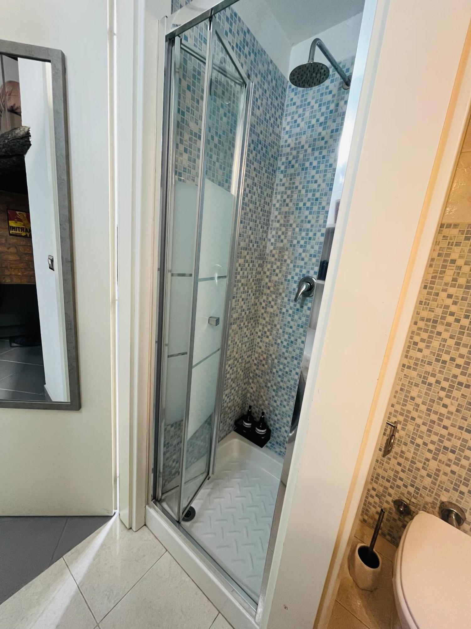 San Lorenzo Apartment Милано Екстериор снимка